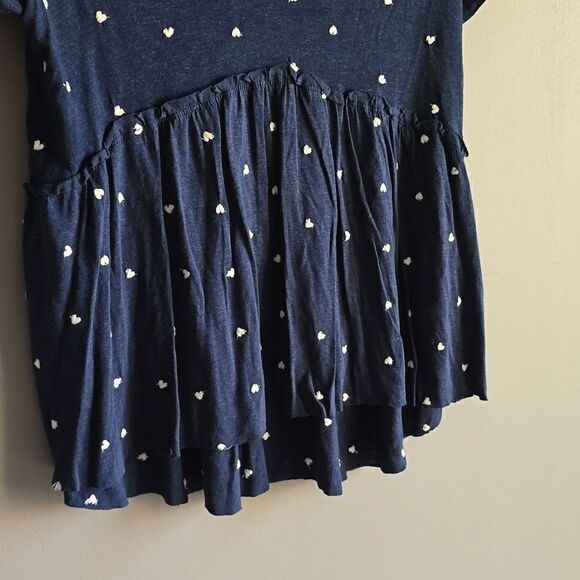 Jun & Ivy Navy Blue with White Hearts Loose Fit Flowy V-Neck Chic Boho Blouse  - Picture 3 of 9